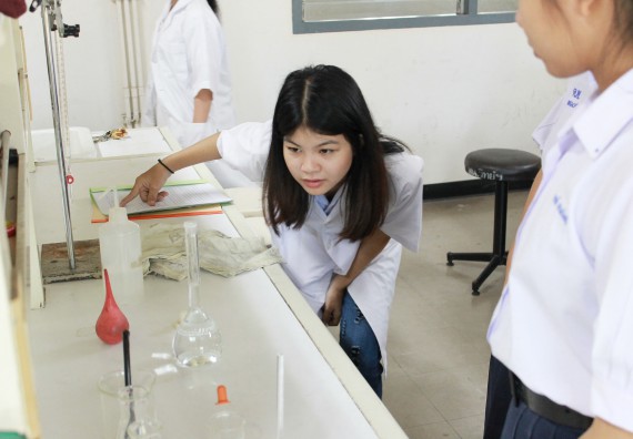 ภาพกิจกรรม คณะวิทยาศาสตร์และเทคโนโลยี จัดกิจกรรมค่ายวิทยาศาสตร์โรงเรียนตากพิทยาคม ระดับมัธยมศึกษาปีที่ 5