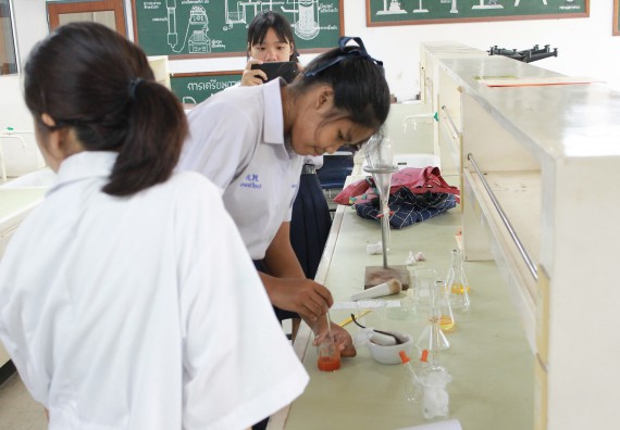 ภาพกิจกรรม คณะวิทยาศาสตร์และเทคโนโลยี จัดกิจกรรมค่ายวิทยาศาสตร์โรงเรียนตากพิทยาคม ระดับมัธยมศึกษาปีที่ 5