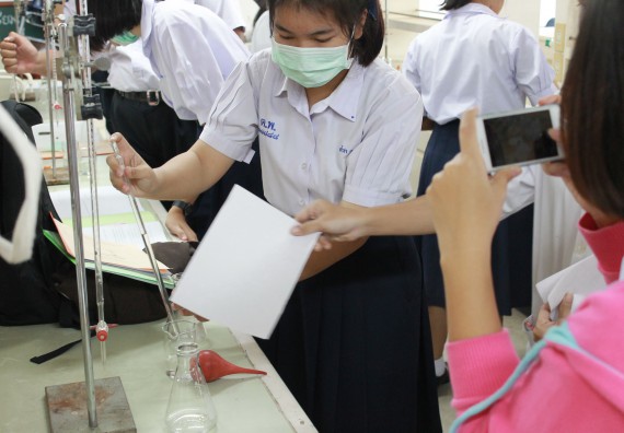 ภาพกิจกรรม คณะวิทยาศาสตร์และเทคโนโลยี จัดกิจกรรมค่ายวิทยาศาสตร์โรงเรียนตากพิทยาคม ระดับมัธยมศึกษาปีที่ 5