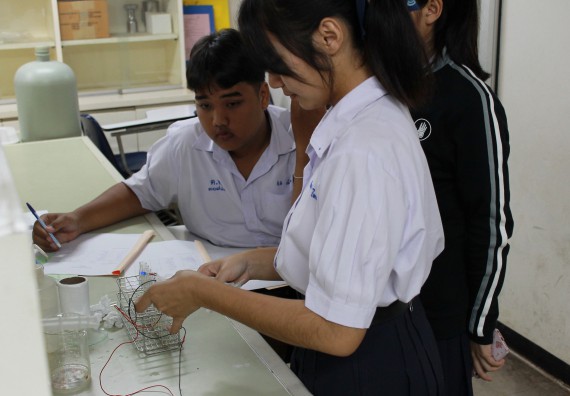 ภาพกิจกรรม คณะวิทยาศาสตร์และเทคโนโลยี จัดกิจกรรมค่ายวิทยาศาสตร์โรงเรียนตากพิทยาคม ระดับมัธยมศึกษาปีที่ 5