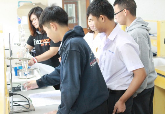 ภาพกิจกรรม คณะวิทยาศาสตร์และเทคโนโลยี จัดกิจกรรมค่ายวิทยาศาสตร์โรงเรียนตากพิทยาคม ระดับมัธยมศึกษาปีที่ 5