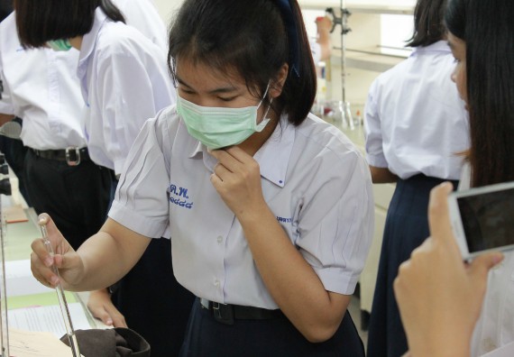 ภาพกิจกรรม คณะวิทยาศาสตร์และเทคโนโลยี จัดกิจกรรมค่ายวิทยาศาสตร์โรงเรียนตากพิทยาคม ระดับมัธยมศึกษาปีที่ 5