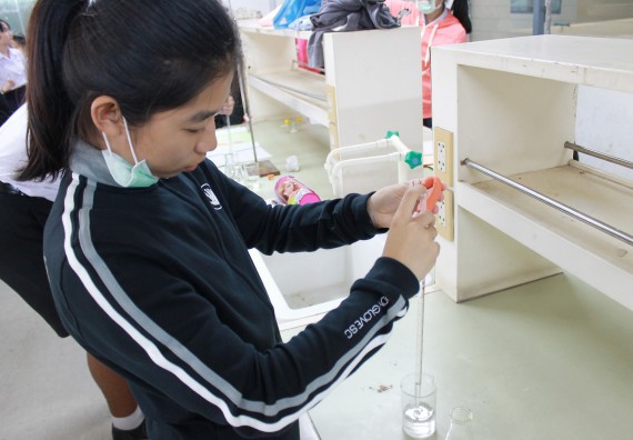 ภาพกิจกรรม คณะวิทยาศาสตร์และเทคโนโลยี จัดกิจกรรมค่ายวิทยาศาสตร์โรงเรียนตากพิทยาคม ระดับมัธยมศึกษาปีที่ 5