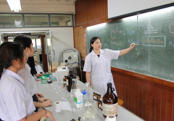 ภาพกิจกรรม คณะวิทยาศาสตร์และเทคโนโลยี จัดกิจกรรมค่ายวิทยาศาสตร์โรงเรียนตากพิทยาคม ระดับมัธยมศึกษาปีที่ 5