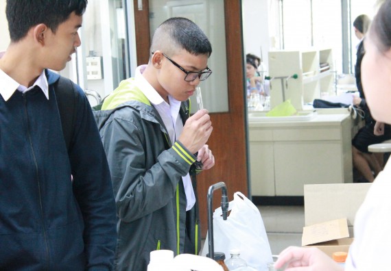 ภาพกิจกรรม คณะวิทยาศาสตร์และเทคโนโลยี จัดกิจกรรมค่ายวิทยาศาสตร์โรงเรียนตากพิทยาคม ระดับมัธยมศึกษาปีที่ 5