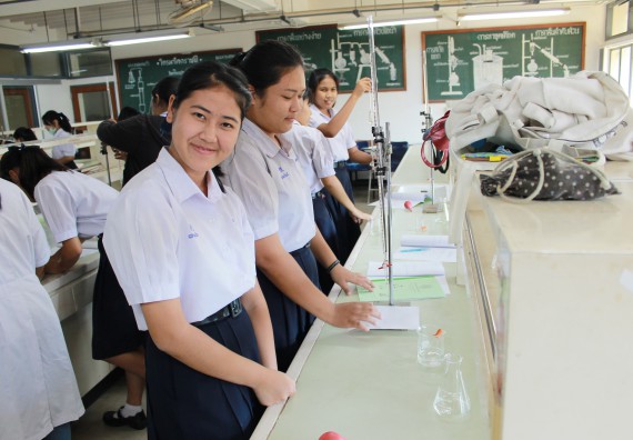ภาพกิจกรรม คณะวิทยาศาสตร์และเทคโนโลยี จัดกิจกรรมค่ายวิทยาศาสตร์โรงเรียนตากพิทยาคม ระดับมัธยมศึกษาปีที่ 5