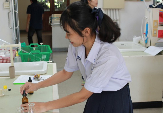 ภาพกิจกรรม คณะวิทยาศาสตร์และเทคโนโลยี จัดกิจกรรมค่ายวิทยาศาสตร์โรงเรียนตากพิทยาคม ระดับมัธยมศึกษาปีที่ 5