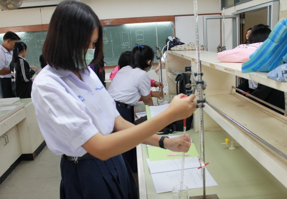 ภาพกิจกรรม คณะวิทยาศาสตร์และเทคโนโลยี จัดกิจกรรมค่ายวิทยาศาสตร์โรงเรียนตากพิทยาคม ระดับมัธยมศึกษาปีที่ 5