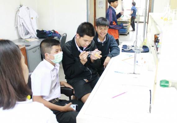 ภาพกิจกรรม คณะวิทยาศาสตร์และเทคโนโลยี จัดกิจกรรมค่ายวิทยาศาสตร์โรงเรียนตากพิทยาคม ระดับมัธยมศึกษาปีที่ 5