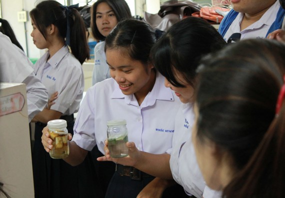 ภาพกิจกรรม คณะวิทยาศาสตร์และเทคโนโลยี จัดกิจกรรมค่ายวิทยาศาสตร์โรงเรียนตากพิทยาคม ระดับมัธยมศึกษาปีที่ 5