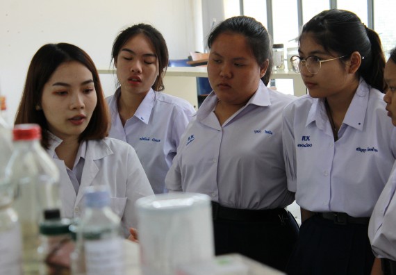 ภาพกิจกรรม คณะวิทยาศาสตร์และเทคโนโลยี จัดกิจกรรมค่ายวิทยาศาสตร์โรงเรียนตากพิทยาคม ระดับมัธยมศึกษาปีที่ 5