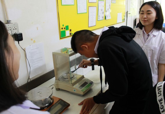 ภาพกิจกรรม คณะวิทยาศาสตร์และเทคโนโลยี จัดกิจกรรมค่ายวิทยาศาสตร์โรงเรียนตากพิทยาคม ระดับมัธยมศึกษาปีที่ 5