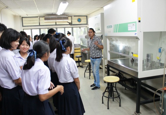 ภาพกิจกรรม คณะวิทยาศาสตร์และเทคโนโลยี จัดกิจกรรมค่ายวิทยาศาสตร์โรงเรียนตากพิทยาคม ระดับมัธยมศึกษาปีที่ 5