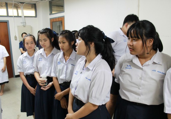 ภาพกิจกรรม คณะวิทยาศาสตร์และเทคโนโลยี จัดกิจกรรมค่ายวิทยาศาสตร์โรงเรียนตากพิทยาคม ระดับมัธยมศึกษาปีที่ 5