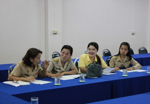 ภาพกิจกรรม คณะวิทยาศาสตร์และเทคโนโลยี จัดการประชุม เรื่อง การจัดค่ายวิทยาศาสตร์โรงเรียนอนุบาลกำแพงเพชร