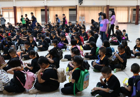 ภาพกิจกรรม คณะวิทยาศาสตร์และเทคโนโลยี จัดกิจกรรมค่ายวิทยาศาสตร์โรงเรียนสาธิตฯ ระดับชั้นประถมศึกษาปีที่ 1-6