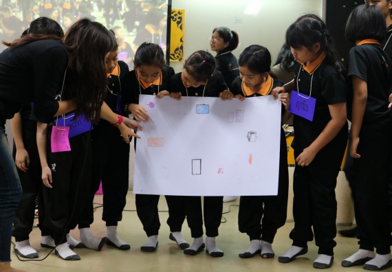 ภาพกิจกรรม คณะวิทยาศาสตร์และเทคโนโลยี จัดกิจกรรมค่ายวิทยาศาสตร์โรงเรียนสาธิตฯ ระดับชั้นประถมศึกษาปีที่ 1-6