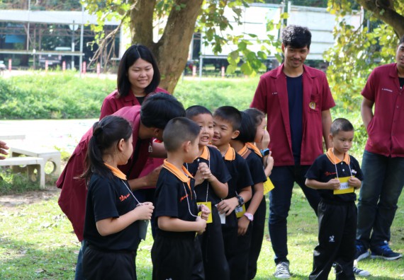 ภาพกิจกรรม คณะวิทยาศาสตร์และเทคโนโลยี จัดกิจกรรมค่ายวิทยาศาสตร์โรงเรียนสาธิตฯ ระดับชั้นประถมศึกษาปีที่ 1-6
