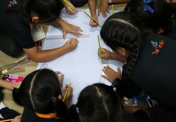 ภาพกิจกรรม คณะวิทยาศาสตร์และเทคโนโลยี จัดกิจกรรมค่ายวิทยาศาสตร์โรงเรียนสาธิตฯ ระดับชั้นประถมศึกษาปีที่ 1-6