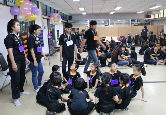 ภาพกิจกรรม คณะวิทยาศาสตร์และเทคโนโลยี จัดกิจกรรมค่ายวิทยาศาสตร์โรงเรียนสาธิตฯ ระดับชั้นประถมศึกษาปีที่ 1-6