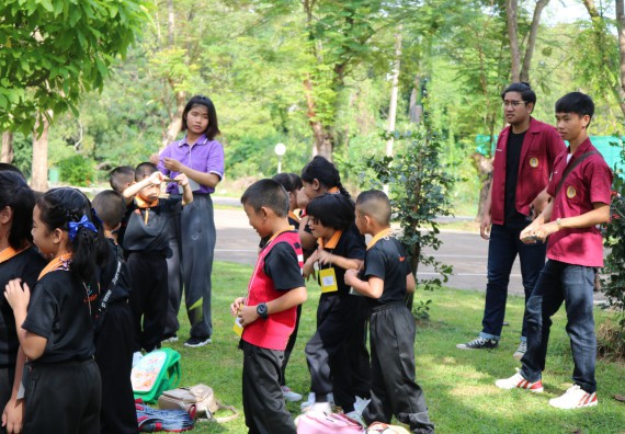 ภาพกิจกรรม คณะวิทยาศาสตร์และเทคโนโลยี จัดกิจกรรมค่ายวิทยาศาสตร์โรงเรียนสาธิตฯ ระดับชั้นประถมศึกษาปีที่ 1-6