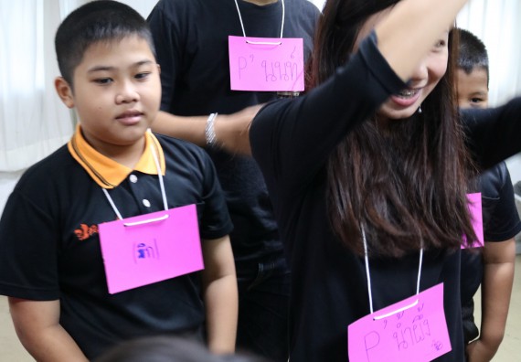 ภาพกิจกรรม คณะวิทยาศาสตร์และเทคโนโลยี จัดกิจกรรมค่ายวิทยาศาสตร์โรงเรียนสาธิตฯ ระดับชั้นประถมศึกษาปีที่ 1-6