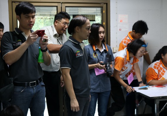 ภาพกิจกรรม คณะวิทยาศาสตร์และเทคโนโลยี จัดกิจกรรมค่ายวิทยาศาสตร์โรงเรียนสาธิตฯ ระดับชั้นประถมศึกษาปีที่ 1-6