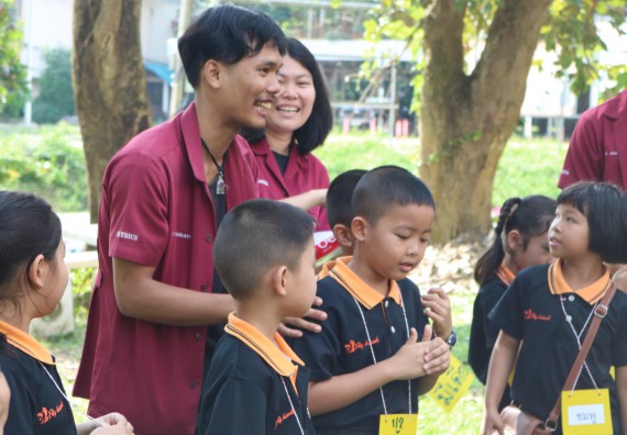 ภาพกิจกรรม คณะวิทยาศาสตร์และเทคโนโลยี จัดกิจกรรมค่ายวิทยาศาสตร์โรงเรียนสาธิตฯ ระดับชั้นประถมศึกษาปีที่ 1-6