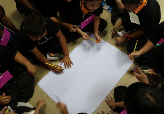 ภาพกิจกรรม คณะวิทยาศาสตร์และเทคโนโลยี จัดกิจกรรมค่ายวิทยาศาสตร์โรงเรียนสาธิตฯ ระดับชั้นประถมศึกษาปีที่ 1-6