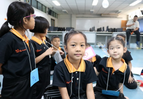 ภาพกิจกรรม คณะวิทยาศาสตร์และเทคโนโลยี จัดกิจกรรมค่ายวิทยาศาสตร์โรงเรียนสาธิตฯ ระดับชั้นประถมศึกษาปีที่ 1-6