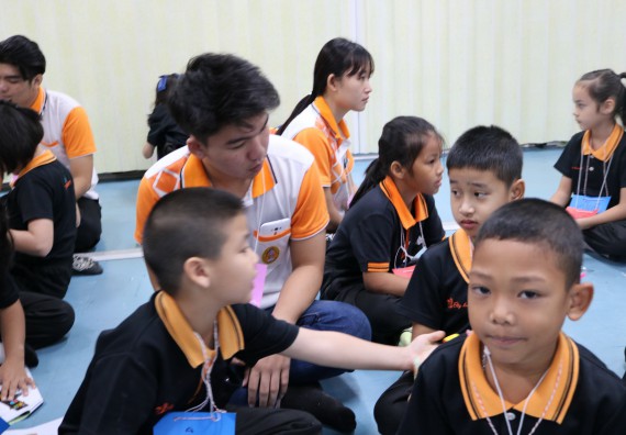 ภาพกิจกรรม คณะวิทยาศาสตร์และเทคโนโลยี จัดกิจกรรมค่ายวิทยาศาสตร์โรงเรียนสาธิตฯ ระดับชั้นประถมศึกษาปีที่ 1-6