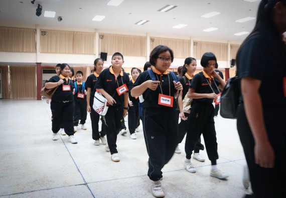 ภาพกิจกรรม คณะวิทยาศาสตร์และเทคโนโลยี จัดกิจกรรมค่ายวิทยาศาสตร์โรงเรียนสาธิตฯ ระดับชั้นประถมศึกษาปีที่ 1-6