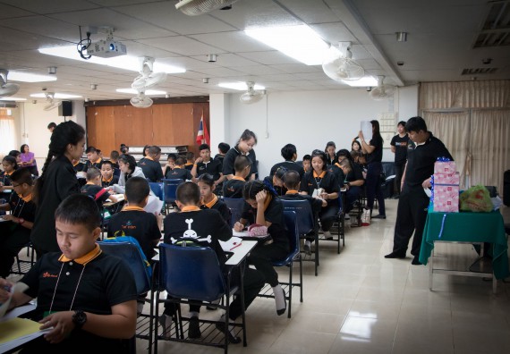 ภาพกิจกรรม คณะวิทยาศาสตร์และเทคโนโลยี จัดกิจกรรมค่ายวิทยาศาสตร์โรงเรียนสาธิตฯ ระดับชั้นประถมศึกษาปีที่ 1-6