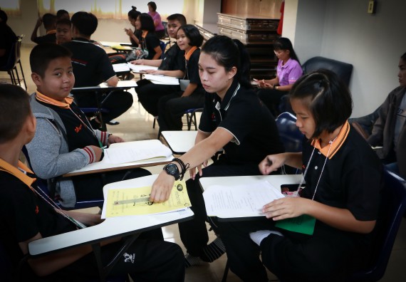 ภาพกิจกรรม คณะวิทยาศาสตร์และเทคโนโลยี จัดกิจกรรมค่ายวิทยาศาสตร์โรงเรียนสาธิตฯ ระดับชั้นประถมศึกษาปีที่ 1-6