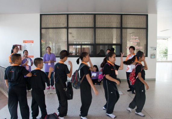 ภาพกิจกรรม คณะวิทยาศาสตร์และเทคโนโลยี จัดกิจกรรมค่ายวิทยาศาสตร์โรงเรียนสาธิตฯ ระดับชั้นประถมศึกษาปีที่ 1-6