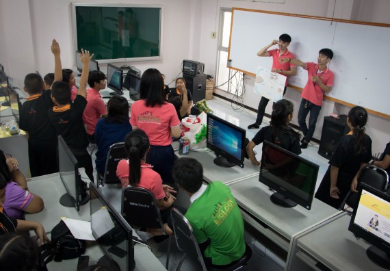 ภาพกิจกรรม คณะวิทยาศาสตร์และเทคโนโลยี จัดกิจกรรมค่ายวิทยาศาสตร์โรงเรียนสาธิตฯ ระดับชั้นประถมศึกษาปีที่ 1-6