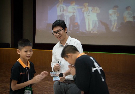 ภาพกิจกรรม คณะวิทยาศาสตร์และเทคโนโลยี จัดกิจกรรมค่ายวิทยาศาสตร์โรงเรียนสาธิตฯ ระดับชั้นประถมศึกษาปีที่ 1-6