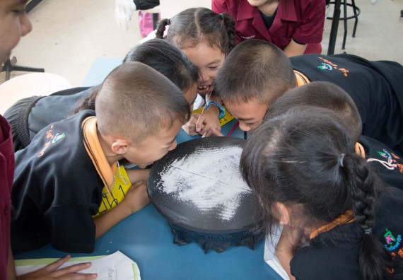 ภาพกิจกรรม คณะวิทยาศาสตร์และเทคโนโลยี จัดกิจกรรมค่ายวิทยาศาสตร์โรงเรียนสาธิตฯ ระดับชั้นประถมศึกษาปีที่ 1-6