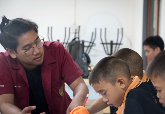 ภาพกิจกรรม คณะวิทยาศาสตร์และเทคโนโลยี จัดกิจกรรมค่ายวิทยาศาสตร์โรงเรียนสาธิตฯ ระดับชั้นประถมศึกษาปีที่ 1-6