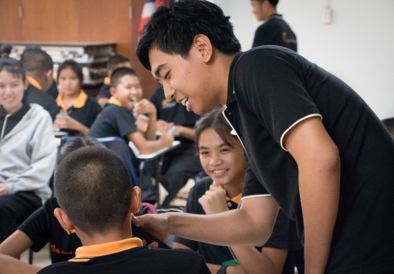 ภาพกิจกรรม คณะวิทยาศาสตร์และเทคโนโลยี จัดกิจกรรมค่ายวิทยาศาสตร์โรงเรียนสาธิตฯ ระดับชั้นประถมศึกษาปีที่ 1-6