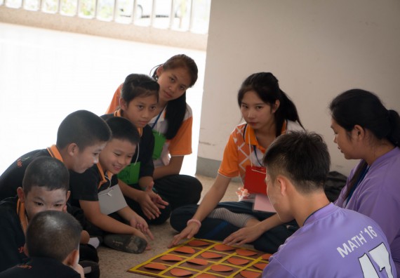 ภาพกิจกรรม คณะวิทยาศาสตร์และเทคโนโลยี จัดกิจกรรมค่ายวิทยาศาสตร์โรงเรียนสาธิตฯ ระดับชั้นประถมศึกษาปีที่ 1-6