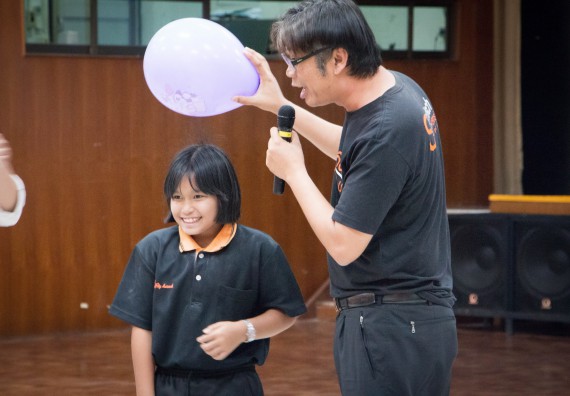 ภาพกิจกรรม คณะวิทยาศาสตร์และเทคโนโลยี จัดกิจกรรมค่ายวิทยาศาสตร์โรงเรียนสาธิตฯ ระดับชั้นประถมศึกษาปีที่ 1-6