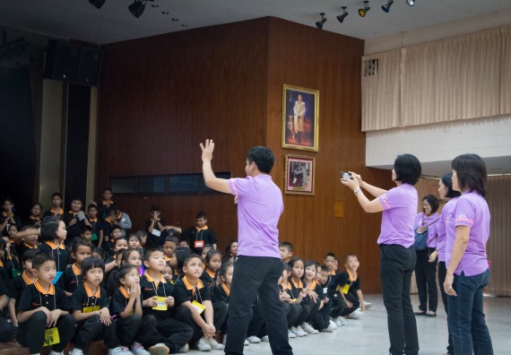 ภาพกิจกรรม คณะวิทยาศาสตร์และเทคโนโลยี จัดกิจกรรมค่ายวิทยาศาสตร์โรงเรียนสาธิตฯ ระดับชั้นประถมศึกษาปีที่ 1-6