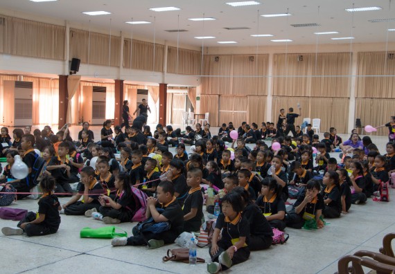 ภาพกิจกรรม คณะวิทยาศาสตร์และเทคโนโลยี จัดกิจกรรมค่ายวิทยาศาสตร์โรงเรียนสาธิตฯ ระดับชั้นประถมศึกษาปีที่ 1-6