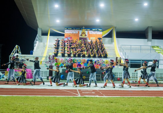 ภาพกิจกรรม คณะวิทยาศาสตร์และเทคโนโลยี เข้าร่วมการแข่งขันกีฬาระหว่างคณะ ปลาบึกเกมส์ ครั้งที่ 17 สปิริตและมิตรภาพ ความหวังและพลังใจ ประจำปี 2560