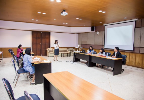 ภาพกิจกรรม คณะวิทยาศาสตร์และเทคโนโลยี จัดการประชุม เรื่อง การกรอกแบบรายงานการประเมินประสิทธิภาพและประสิทธิผลการปฏิบัติราชการ