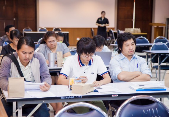 ภาพกิจกรรม คณะวิทยาศาสตร์และเทคโนโลยี จัดการประชุม เรื่อง การกรอกแบบรายงานการประเมินประสิทธิภาพและประสิทธิผลการปฏิบัติราชการ