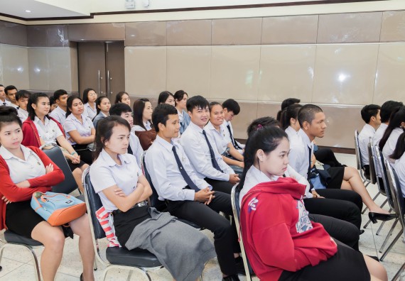 ภาพกิจกรรม นักศึกษาคณะวิทยาศาสตร์และเทคโนโลยี เข้าร่วมพิธีมอบทุนการศึกษา จากมูลนิธิเพื่อเกื้อกูลการศึกษาในประเทศไทย (The SET Foundation)