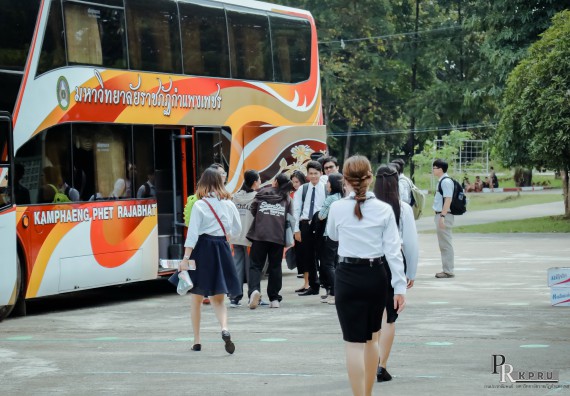 ภาพกิจกรรม คณะวิทยาศาสตร์และเทคโนโลยี แนะแนวการศึกษาต่อตามโครงการ KPRU ROAD SHOW 