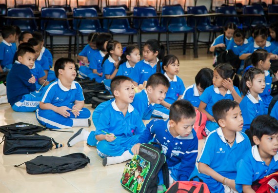 ภาพกิจกรรม คณะวิทยาศาสตร์และเทคโนโลยี จัดกิจกรรมค่ายวิทยาศาสตร์โรงเรียนอนุบาลกำแพงเพชร